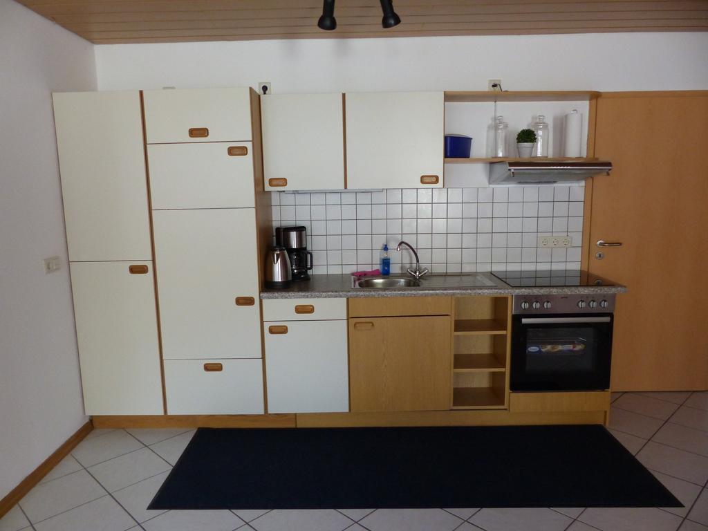 Anja'S Ferienwohnung Alken Ngoại thất bức ảnh