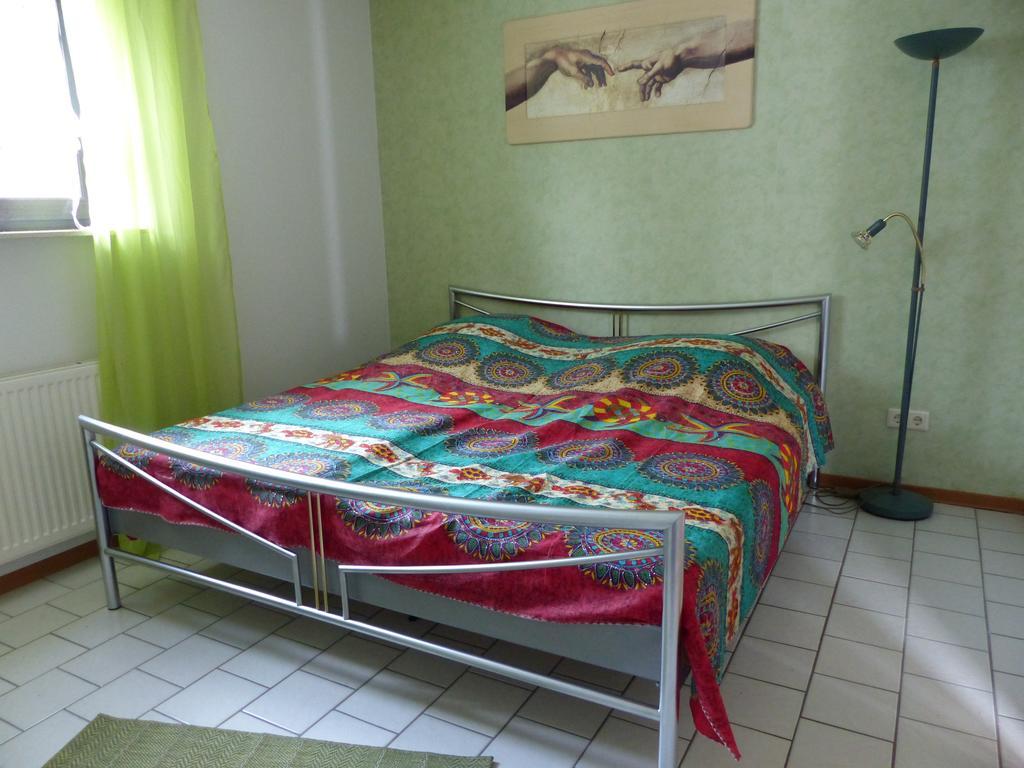 Anja'S Ferienwohnung Alken Ngoại thất bức ảnh
