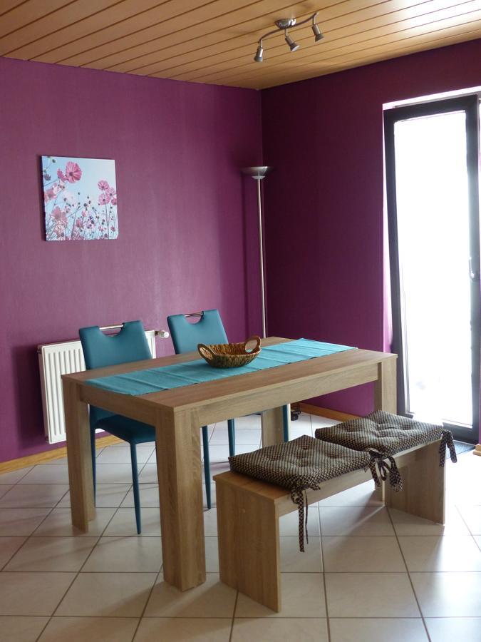 Anja'S Ferienwohnung Alken Ngoại thất bức ảnh