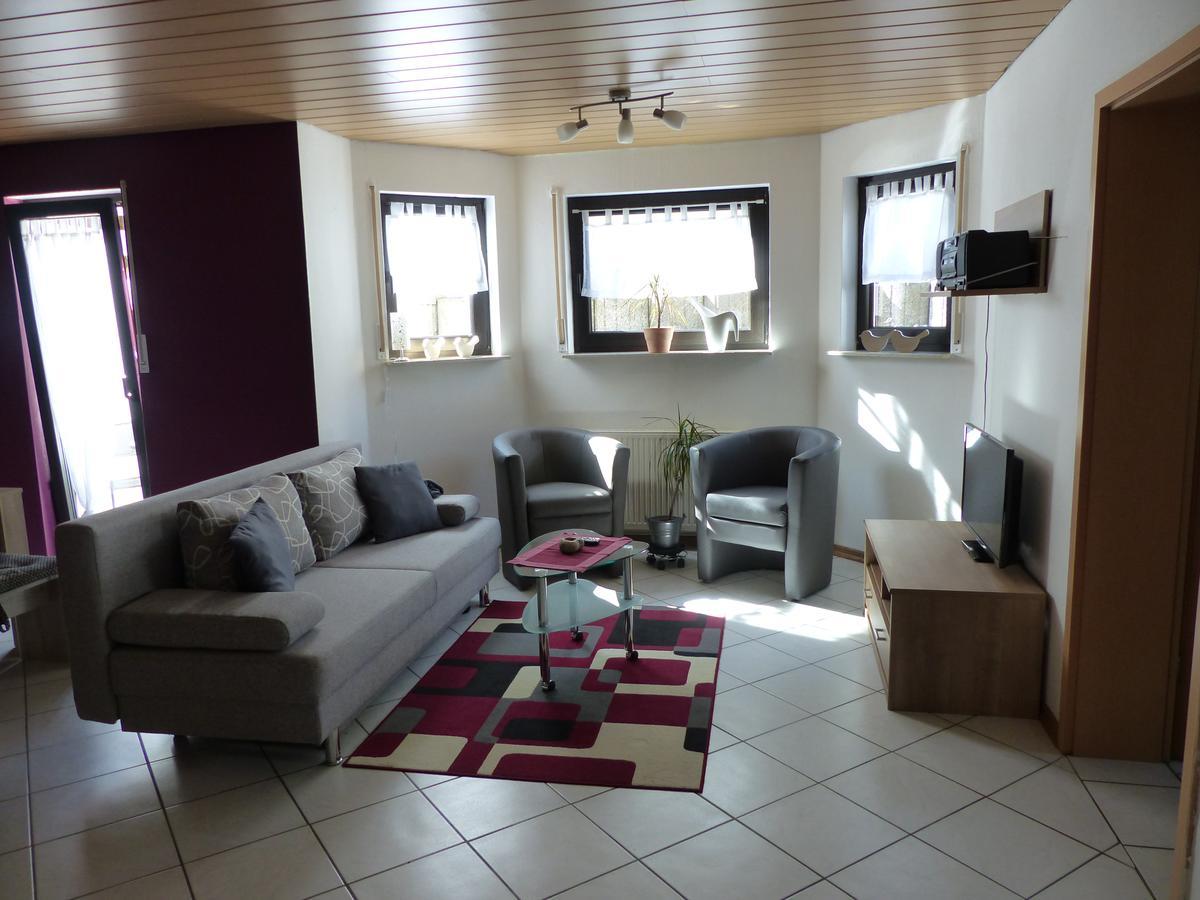 Anja'S Ferienwohnung Alken Ngoại thất bức ảnh