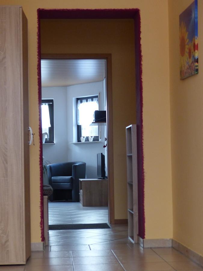 Anja'S Ferienwohnung Alken Ngoại thất bức ảnh